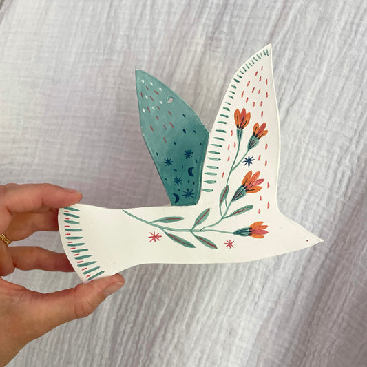 oiseau en argile peint à la main